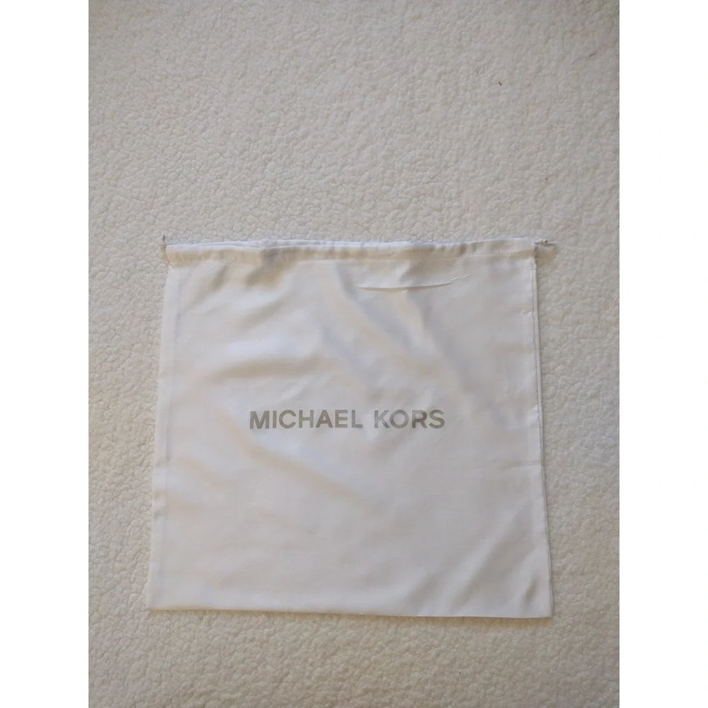 Michael Kors Dust Bag Cover For Handbags white 15